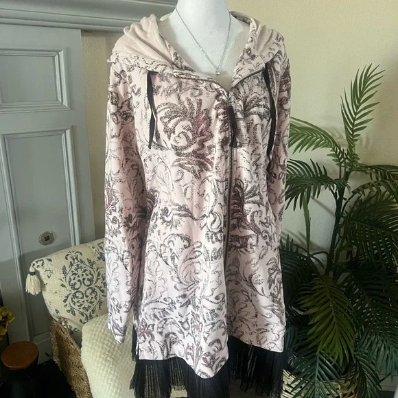 Logo by Lori Goldstein Light Pink Zip Hoodie with Black Floral Jacquard - Picture 3 of 9